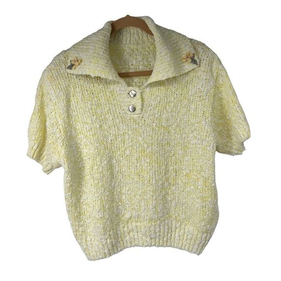 Vintage Tops - 90’s Yellow Marled Knit‎ Collared Floral Appliqué Details Women’s Short Skeeve